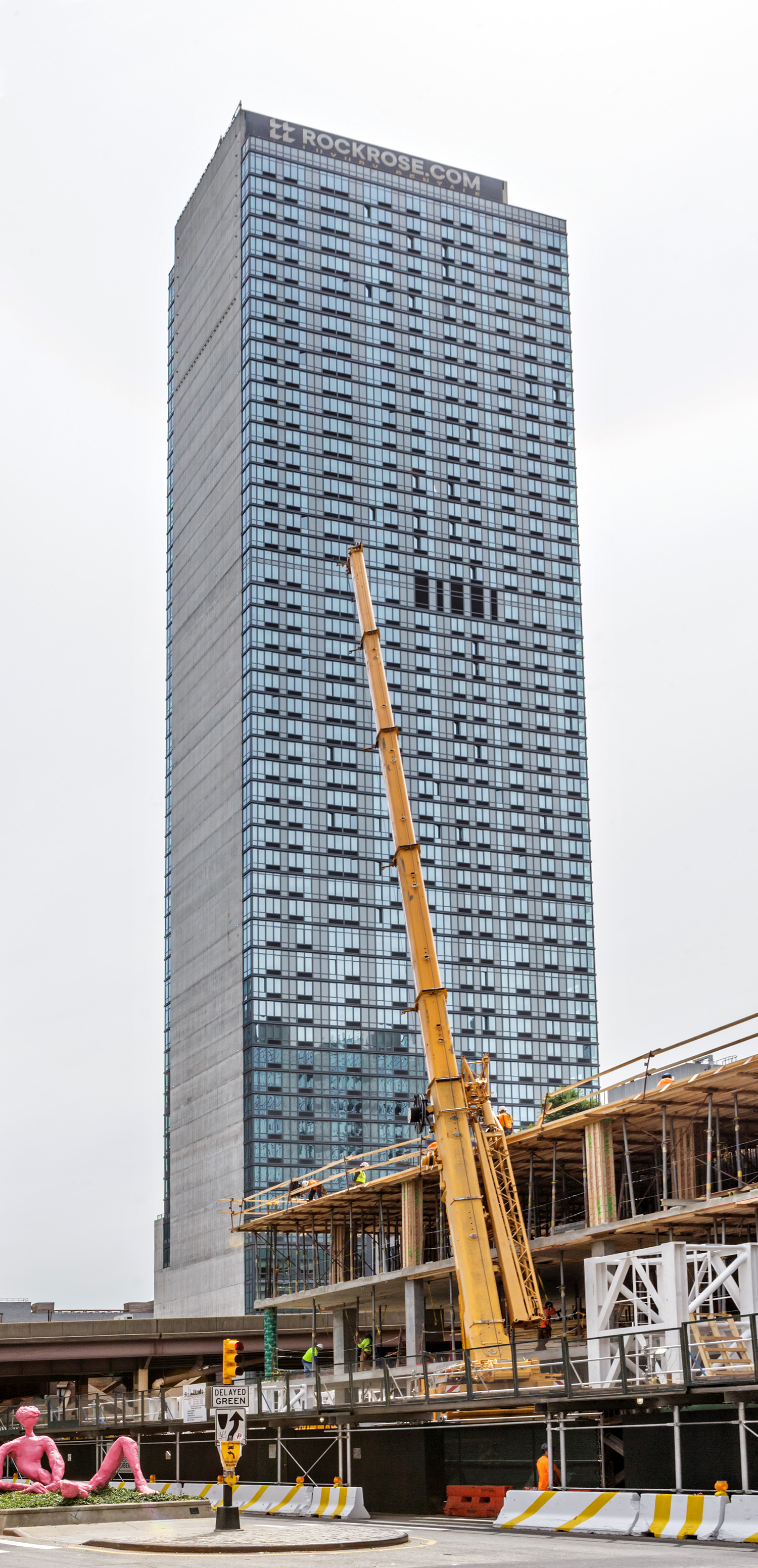 Eagle Lofts, New York City - View from the west. © Mathias Beinling